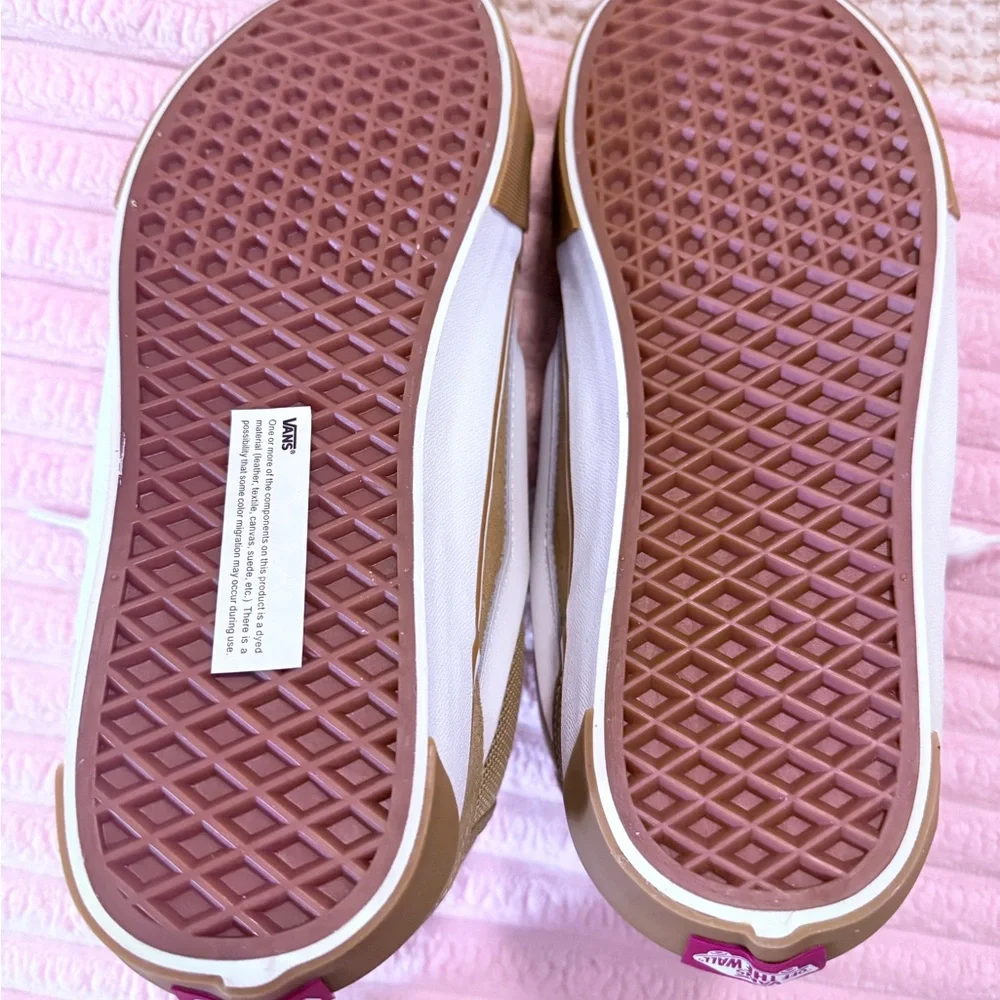 Vans Olive and White Men's Sneakers - Picture 4 of 4